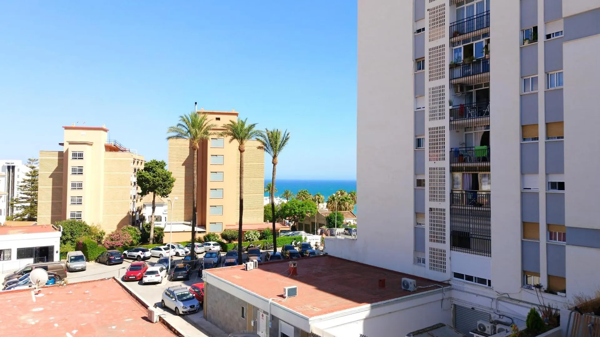 Inmogest - Flamingo Playa Apartment Benalmadena